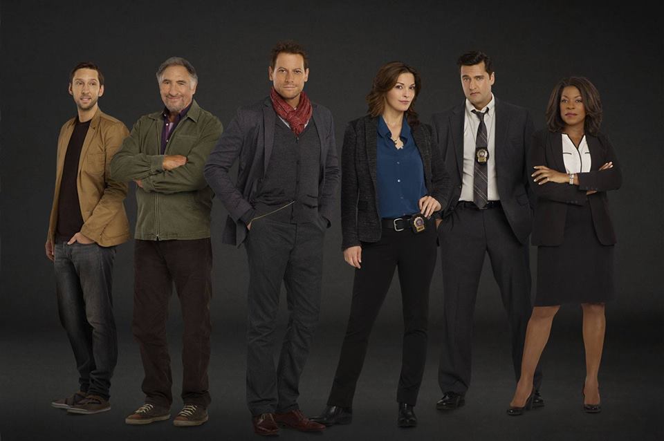 Elenco Forever