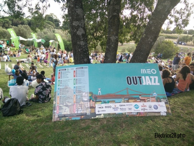 Meo Out Jazz Monsanto