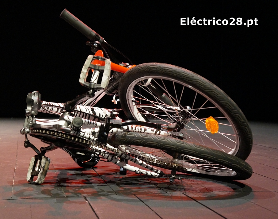 bicicleta-zebra-filho-da-treta