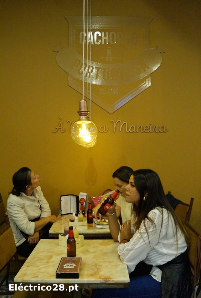 cachorro-a-portuguesa-2-rota-de-tapas-estrella-damm-electrico28